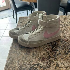 Size 1 Nike blazers for girls
